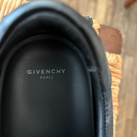 GIVENCHY PARIS MENS BLACK SNEAKER SIZE 12 - Picture 9 of 11
